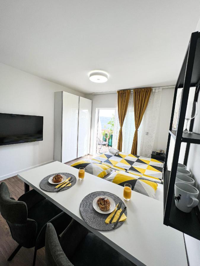 San-Studio Apartment Дуги-Рат Экстерьер фото