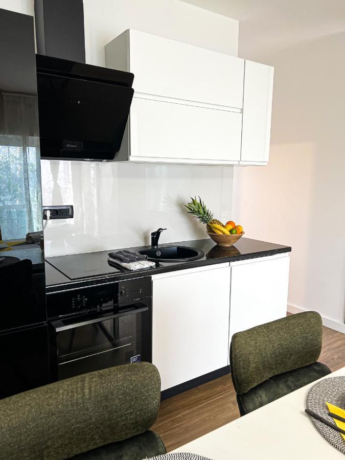 San-Studio Apartment Дуги-Рат Экстерьер фото